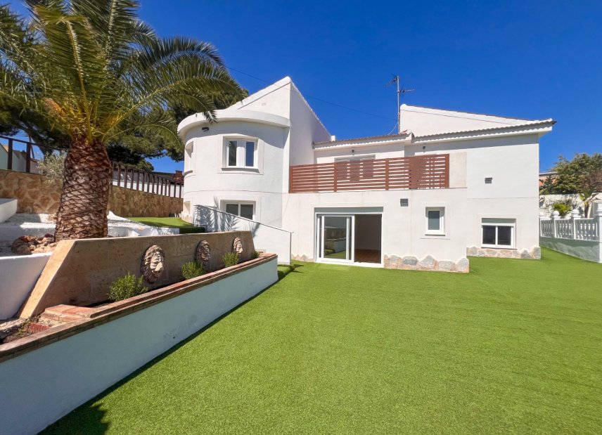 Gensalg - Villa -
Torrevieja - Los Balcones