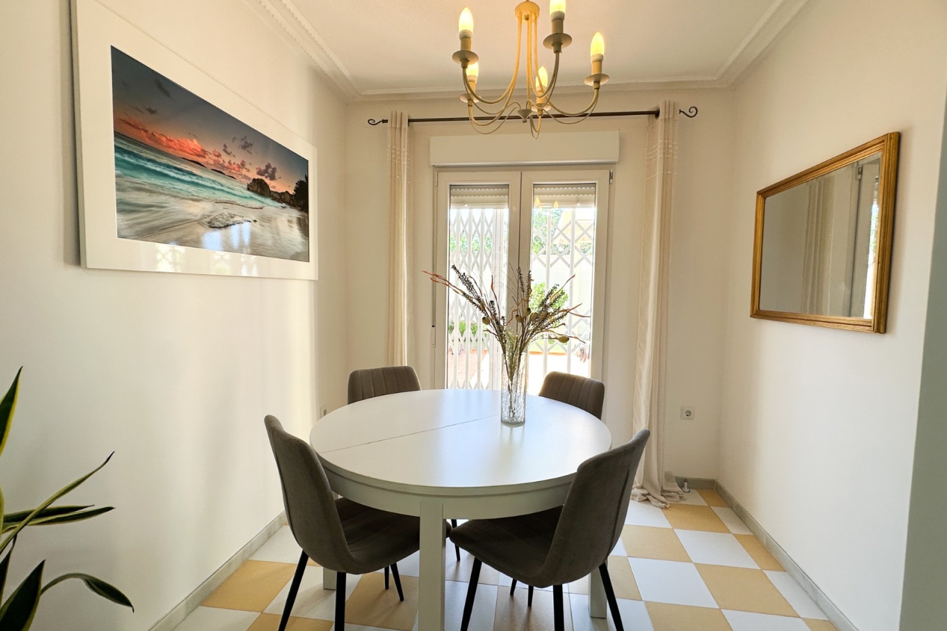 Gensalg - Villa -
Torrevieja - Nueva Torrevieja