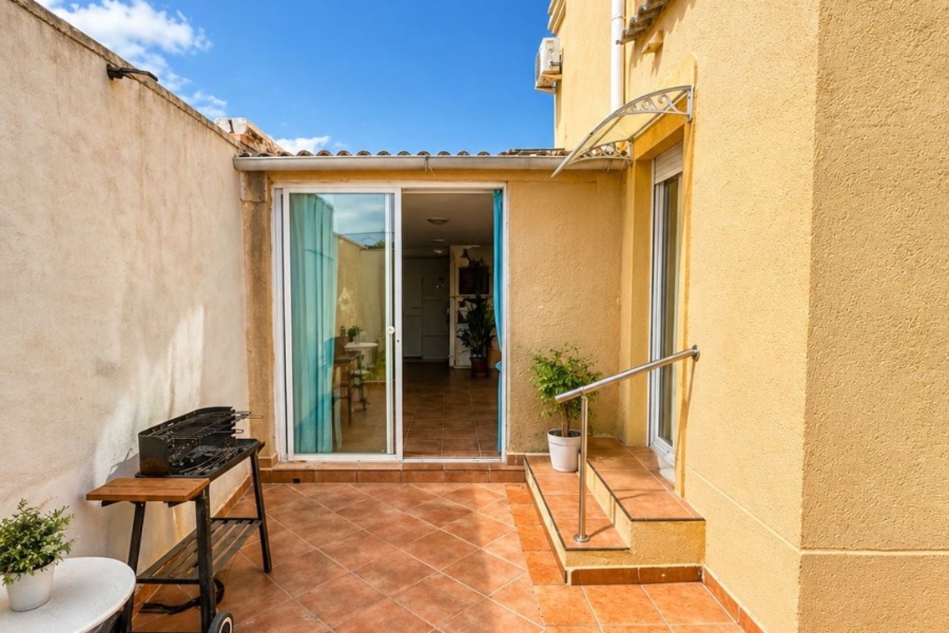 Gensalg - Villa -
Torrevieja - Nueva Torrevieja