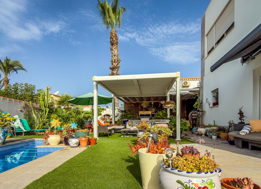 Gensalg - Villa -
Torrevieja - Torreta - Florida