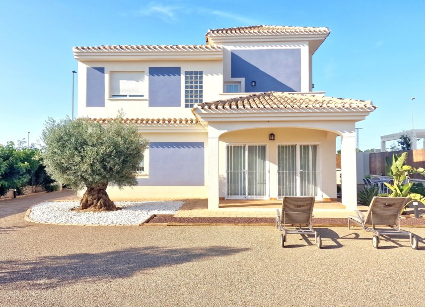 New Build - detached -
Purias