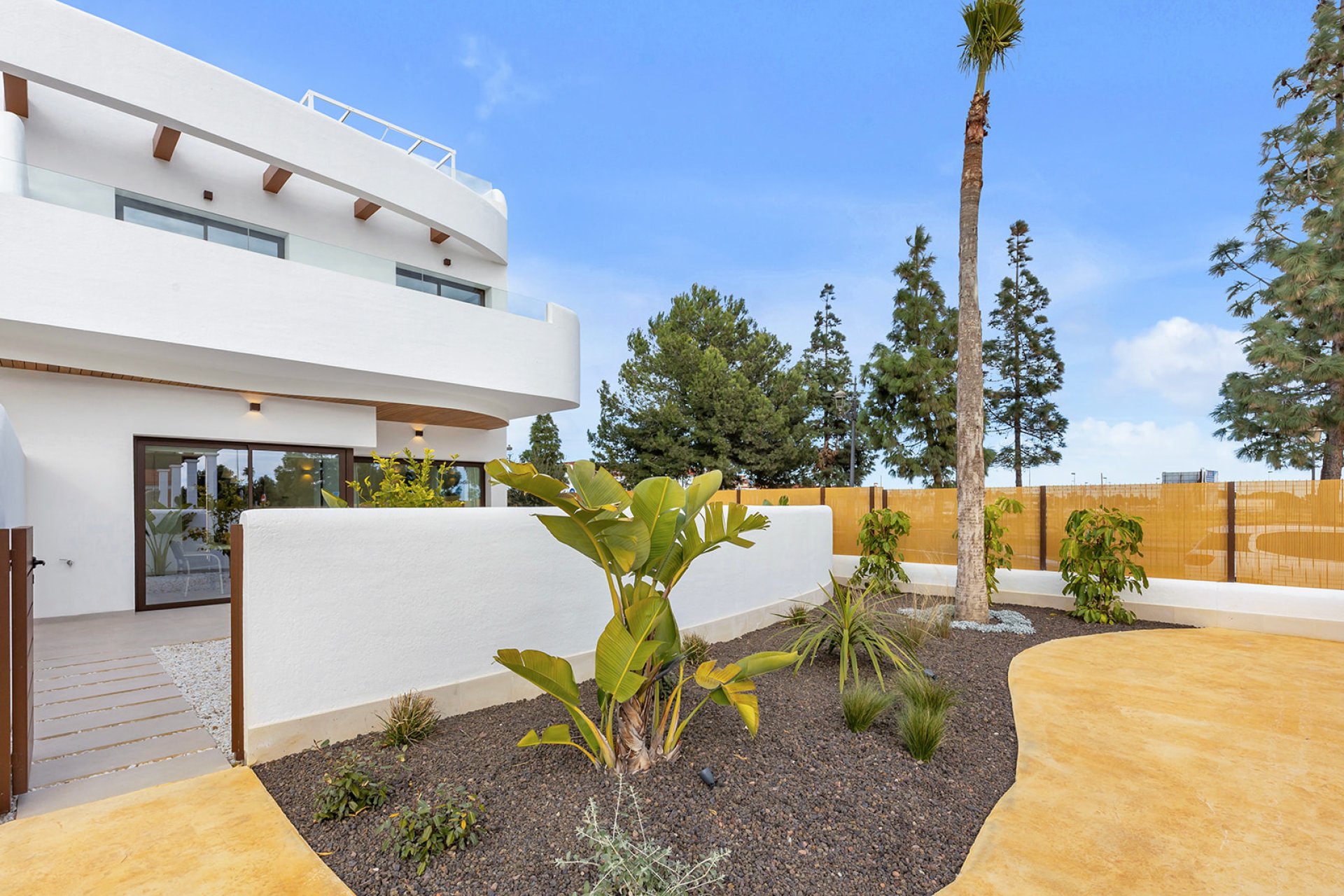 New Build - high-bungalow -
Los Alcázares