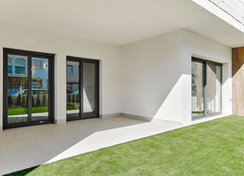 New Build - high-bungalow -
Torrevieja