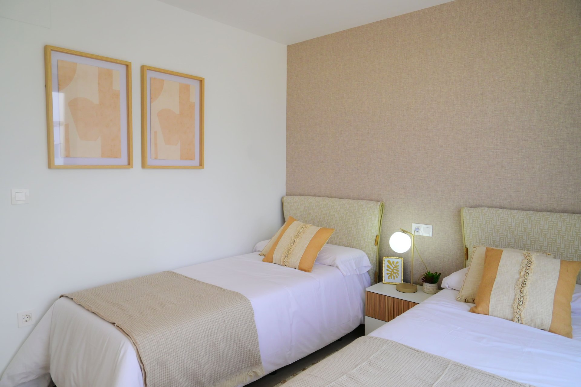 New Build - semi-detached -
Dolores
