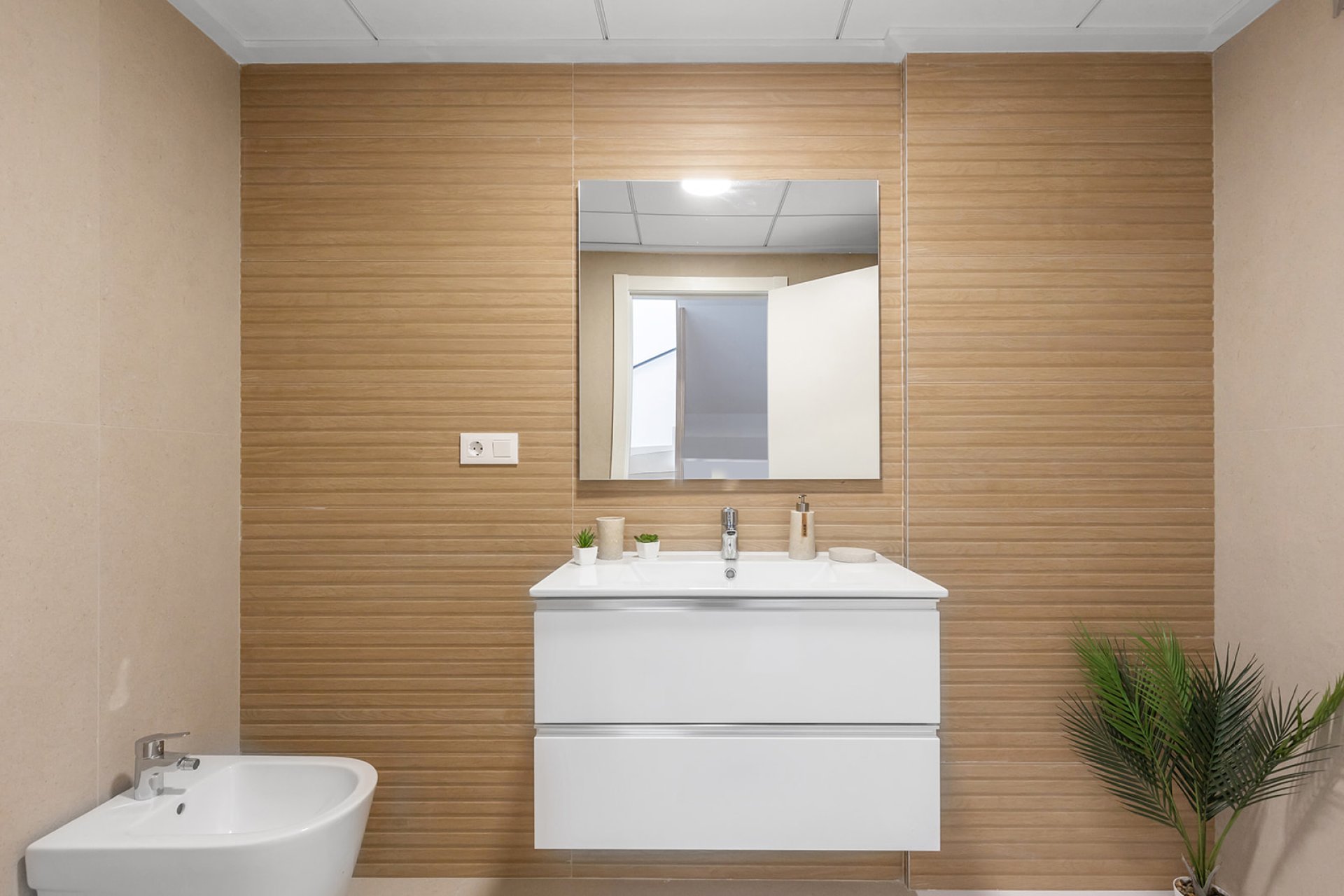New Build - Semi-detached -
Rafal