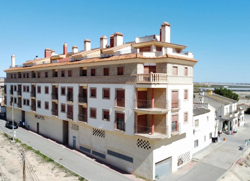 Nybyggeri - apartment -
Jerónimo y Avileses