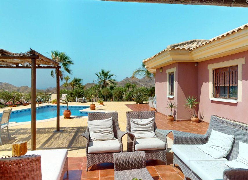 Nybyggeri - detached -
Águilas