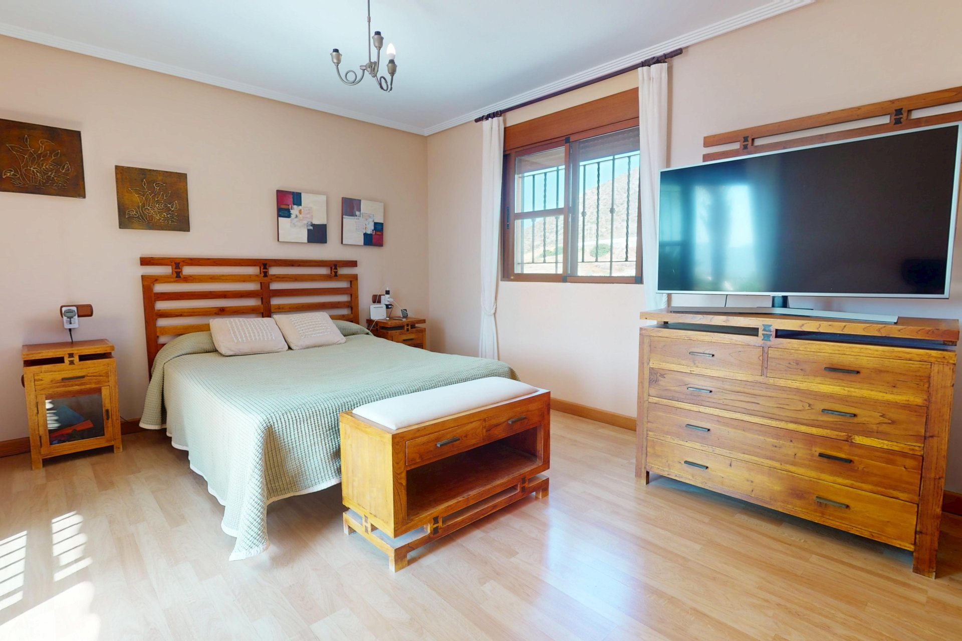 Nybyggeri - detached -
Águilas