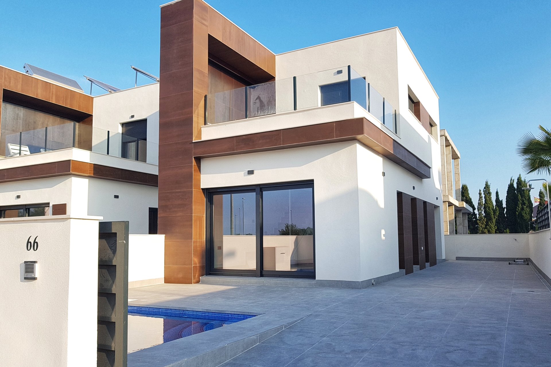 Nybyggeri - detached -
Daya Nueva