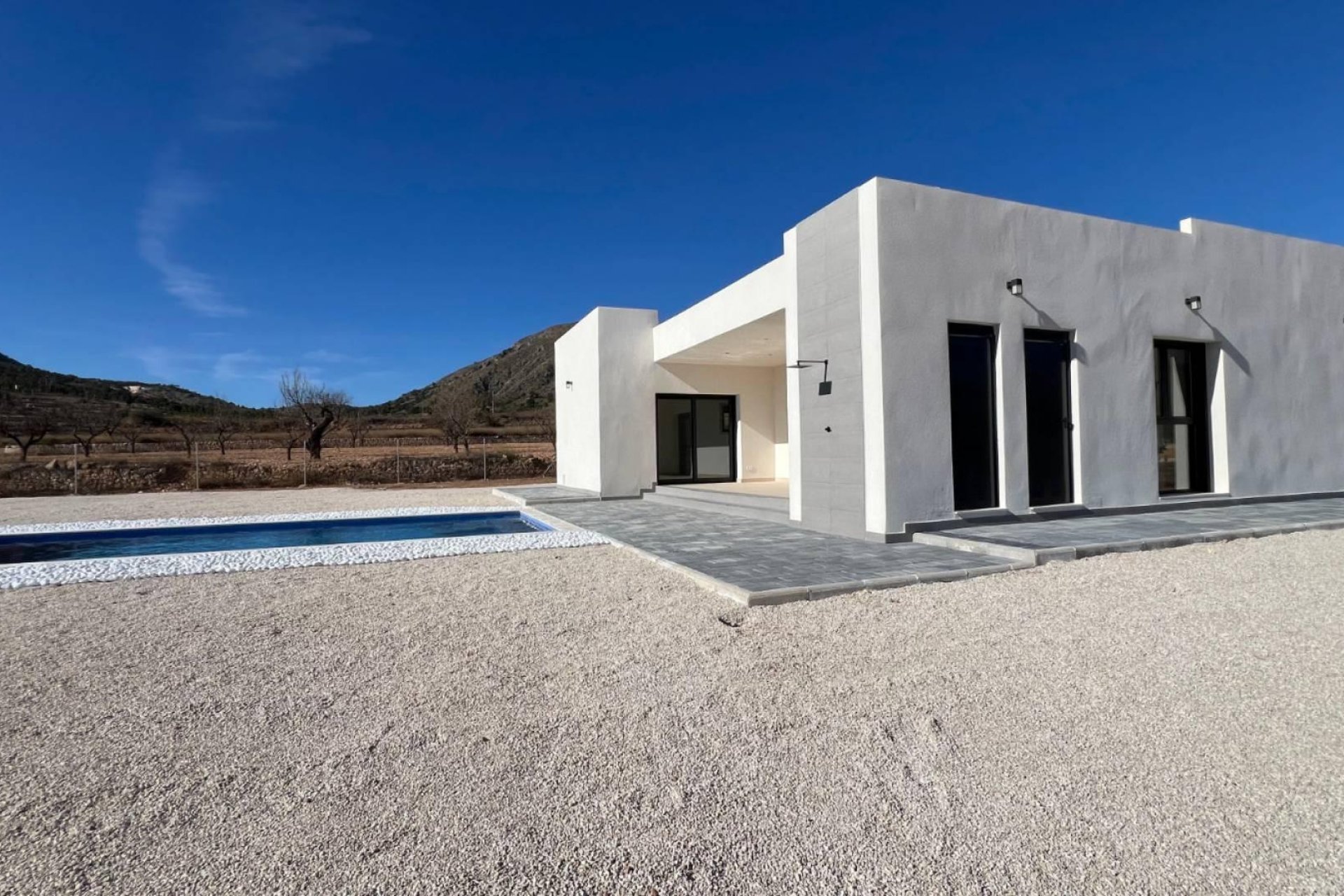 Nybyggeri - detached -
La Canalosa