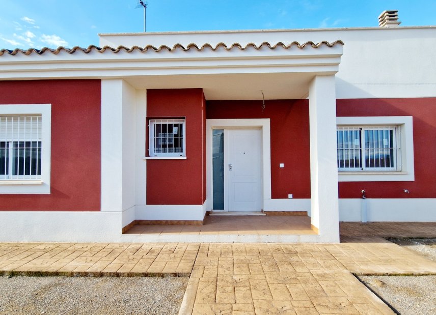 Nybyggeri - detached -
Purias