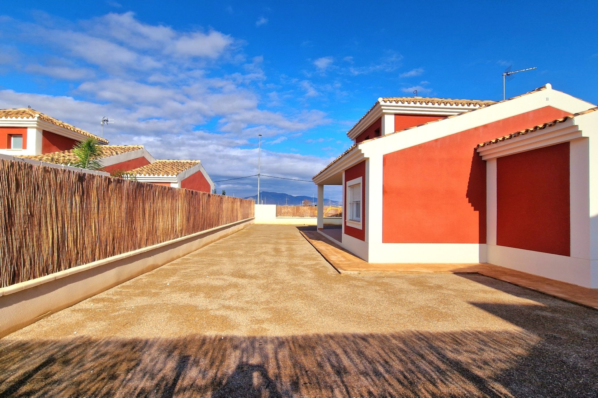 Nybyggeri - detached -
Purias