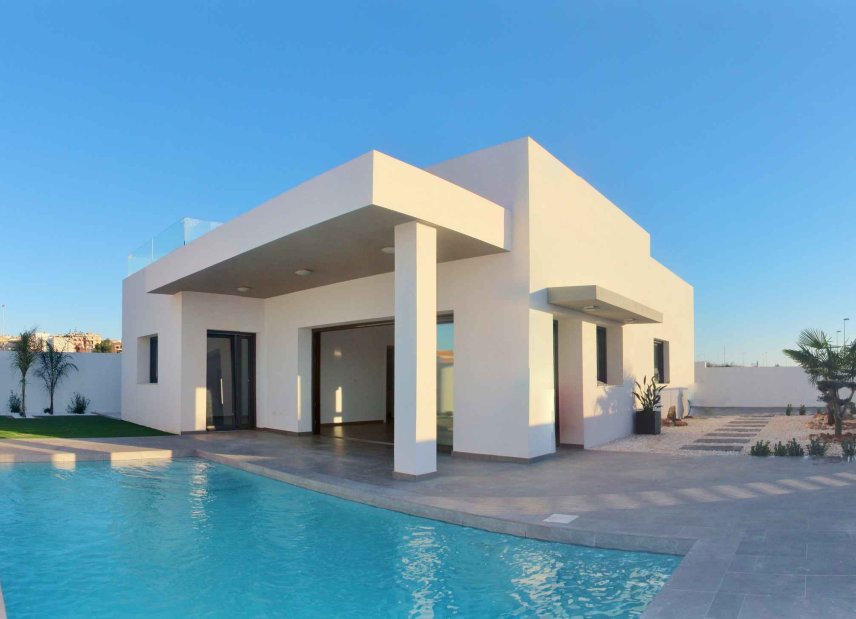 Nybyggeri - detached -
Rafal