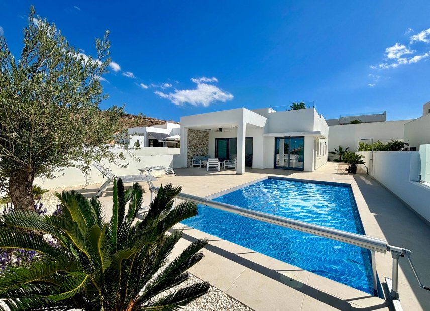 Nybyggeri - detached -
Rojales
