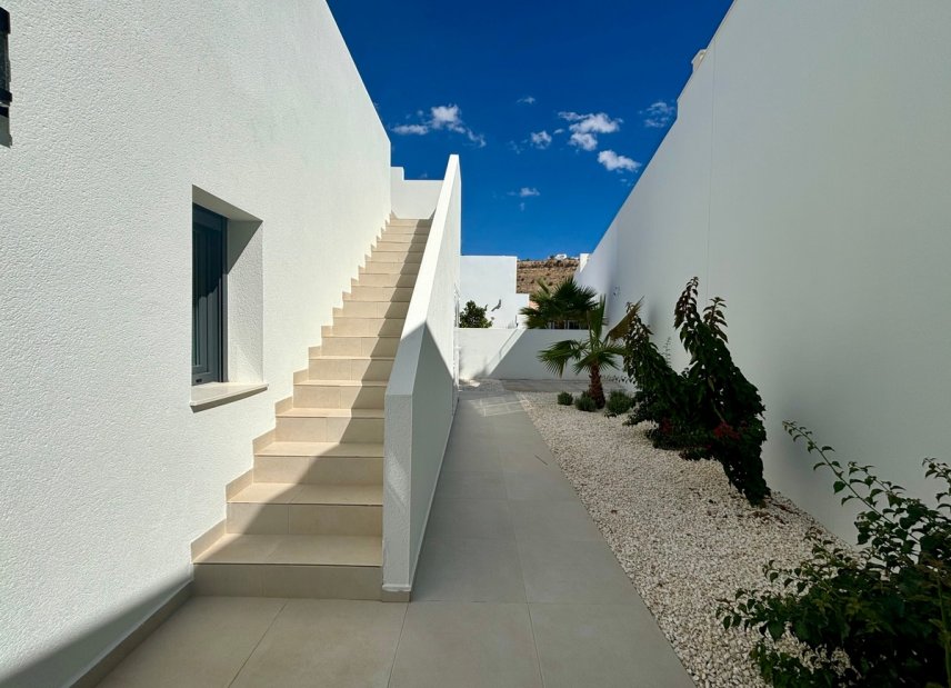 Nybyggeri - detached -
Rojales
