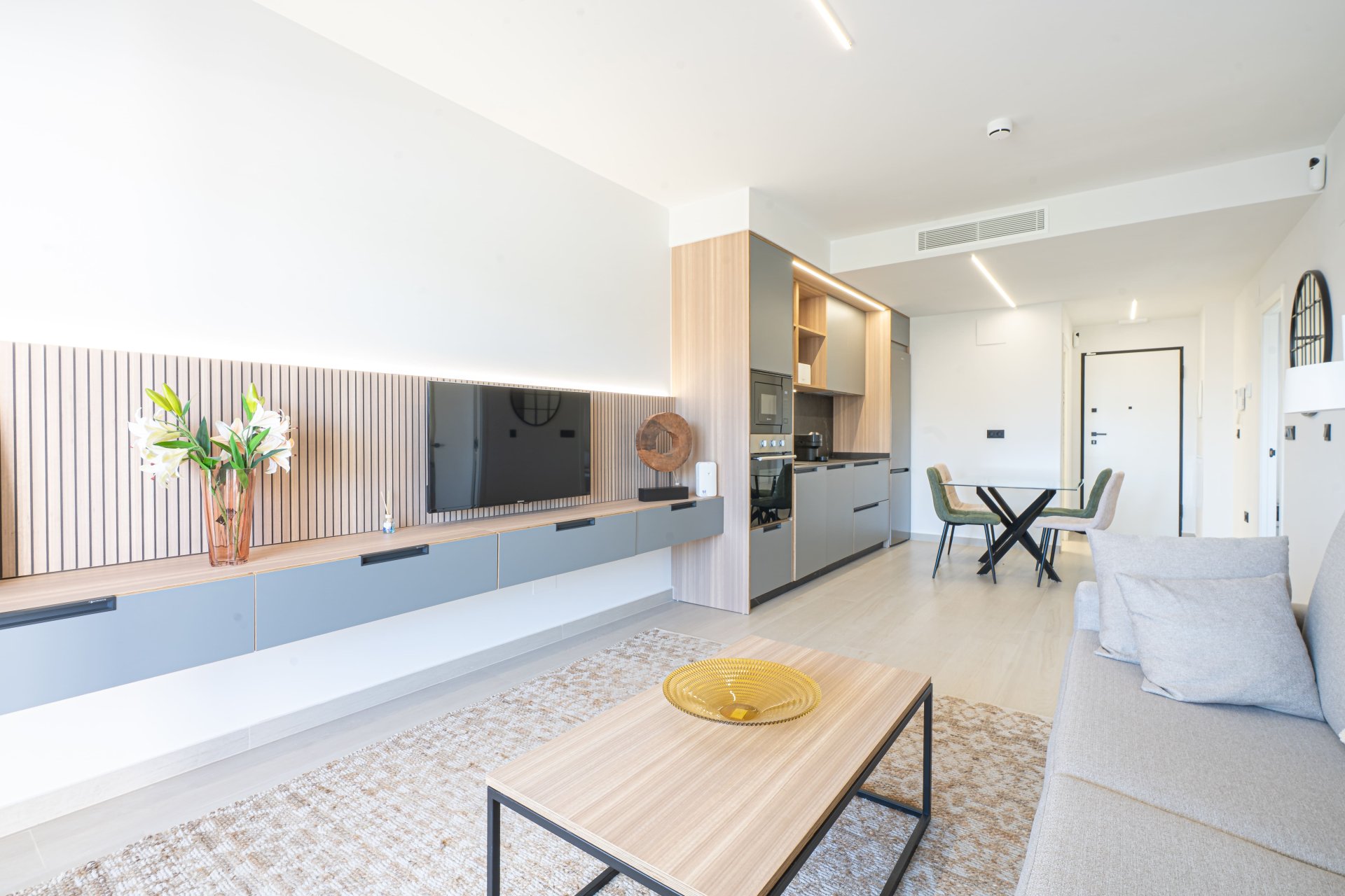Nybyggeri - ground-floor -
Vera