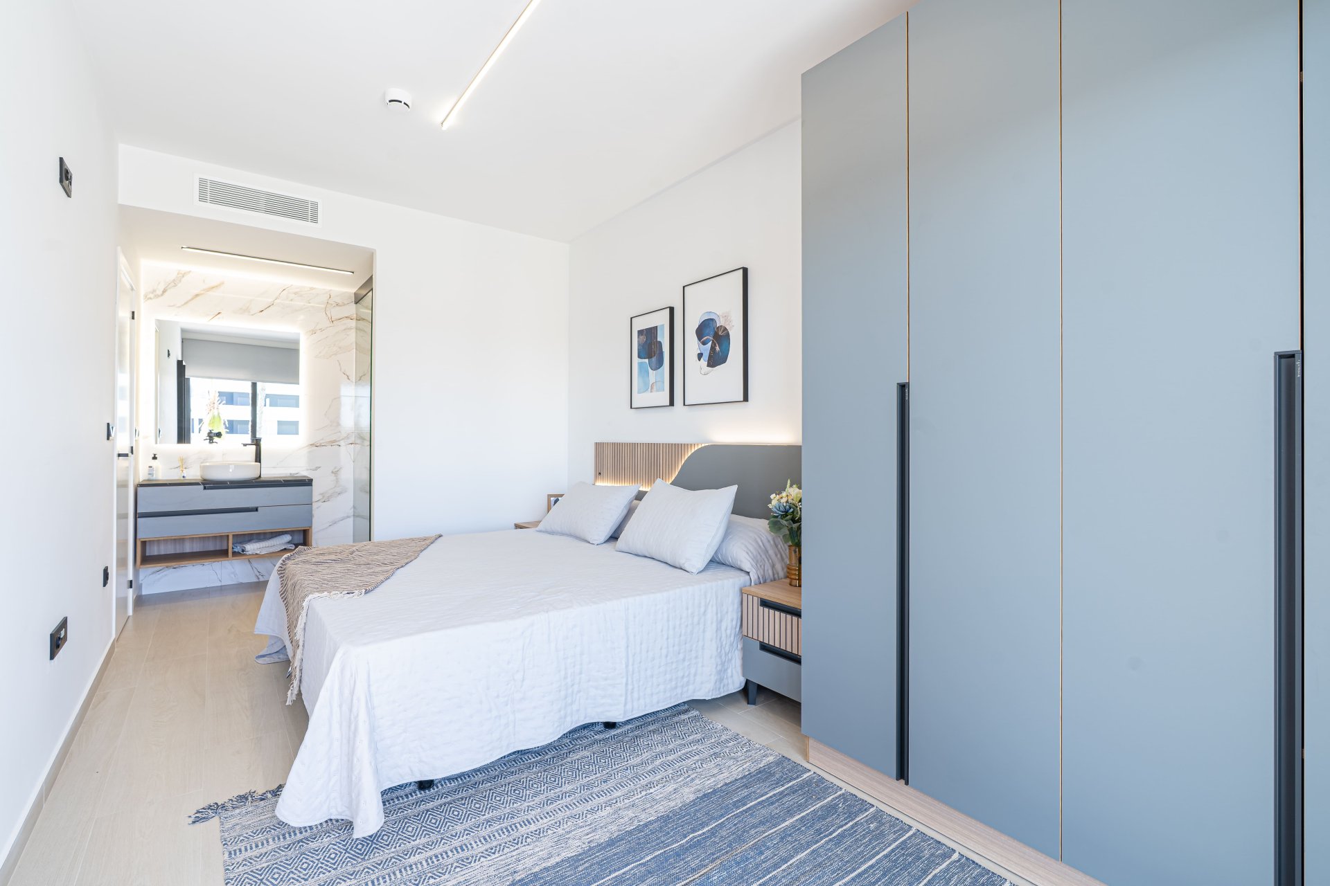 Nybyggeri - ground-floor -
Vera