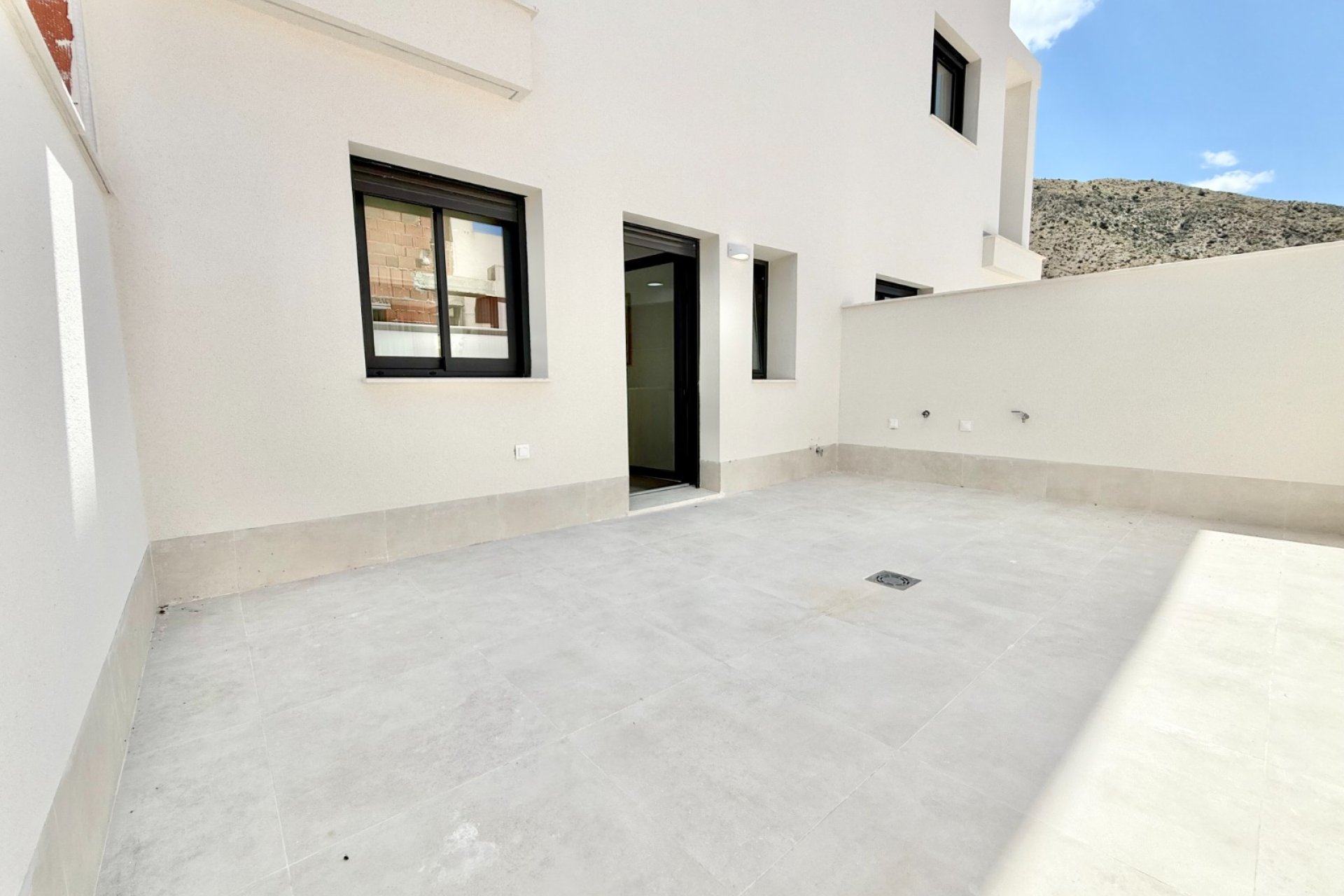 Nybyggeri - high-bungalow -
Cox
