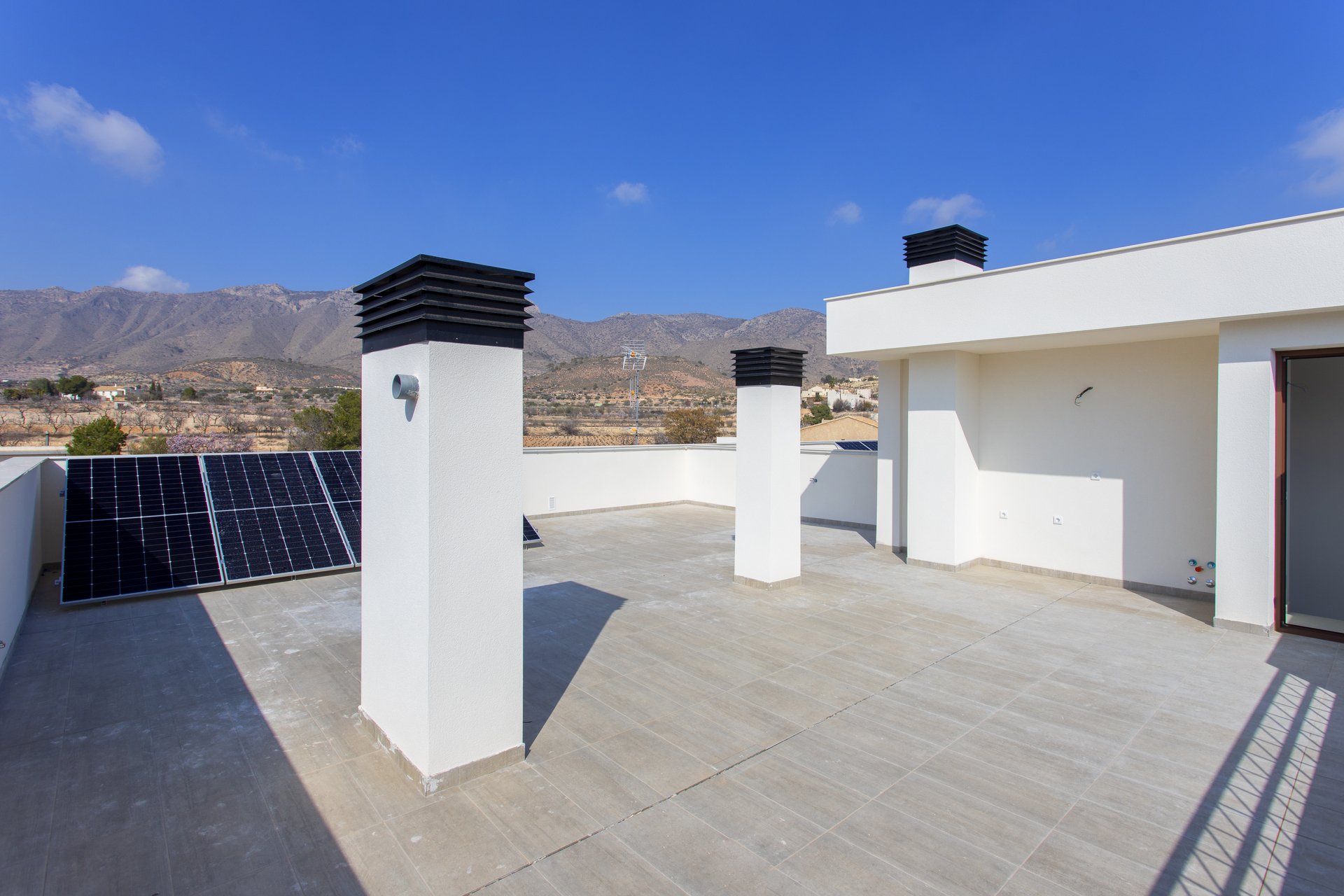 Nybyggeri - high-bungalow -
La Canalosa