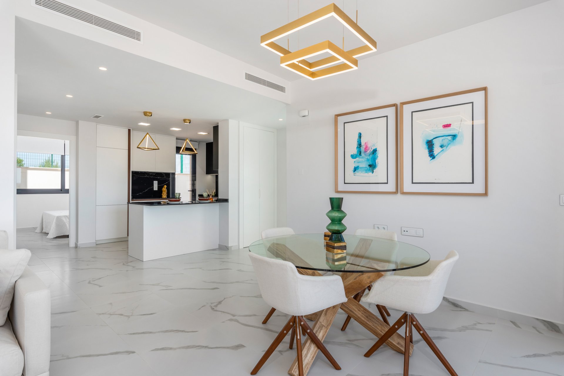 Nybyggeri - high-bungalow -
San Miguel de Salinas