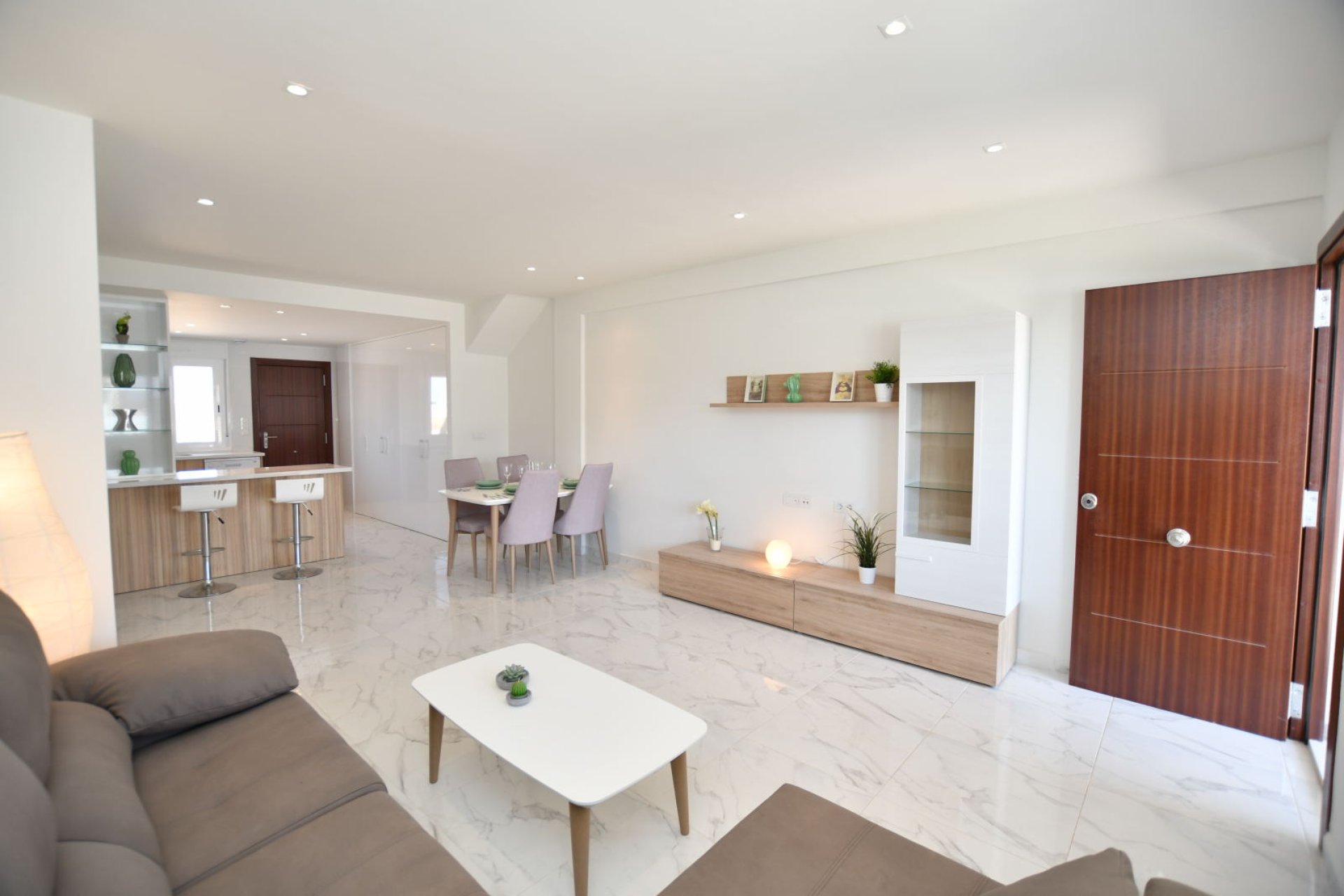 Nybyggeri - high-bungalow -
San Miguel de Salinas