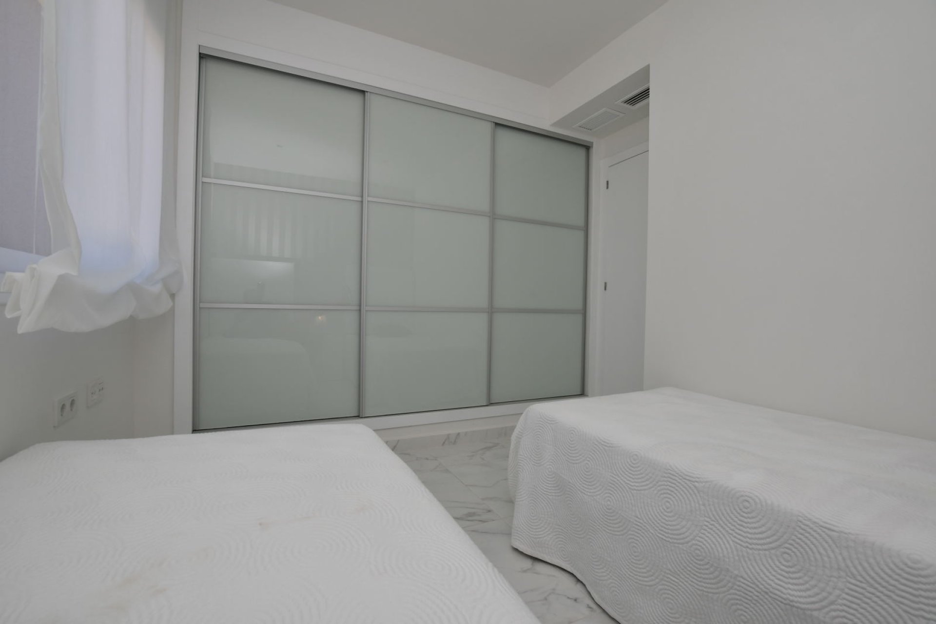 Nybyggeri - high-bungalow -
San Miguel de Salinas