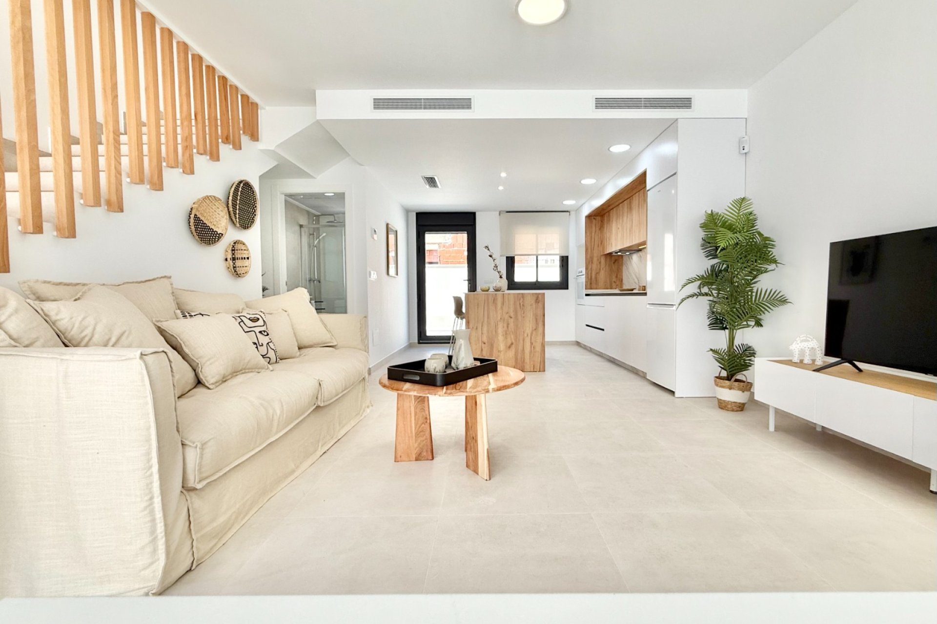 Nybyggeri - low-bungalow -
Cox