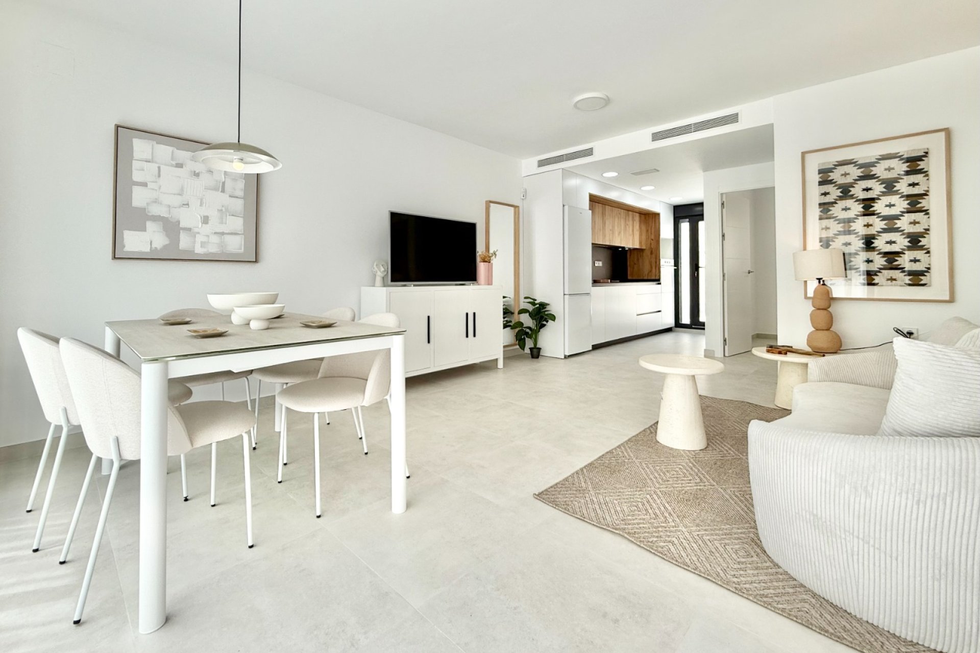 Nybyggeri - low-bungalow -
Cox