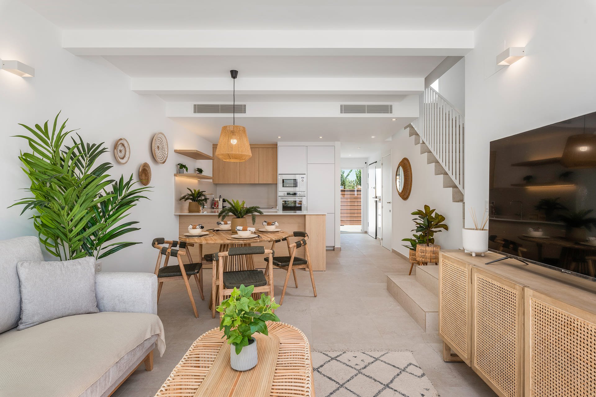 Nybyggeri - low-bungalow -
Dolores