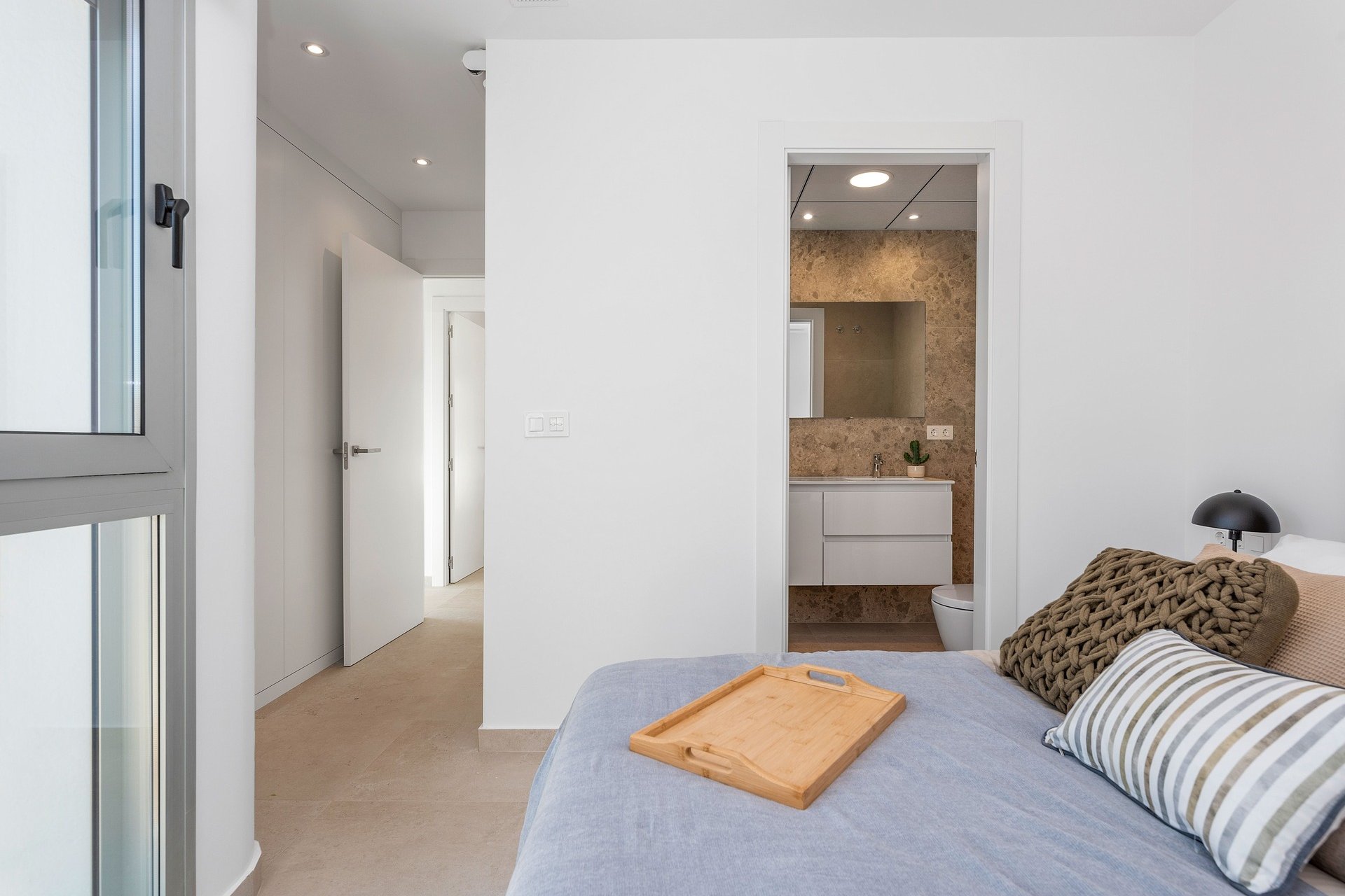 Nybyggeri - low-bungalow -
Dolores