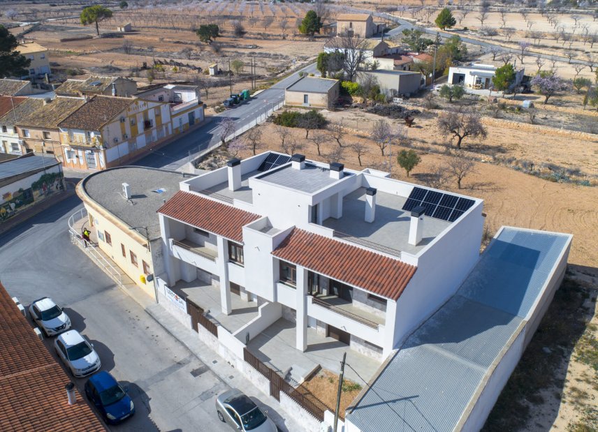 Nybyggeri - low-bungalow -
La Canalosa