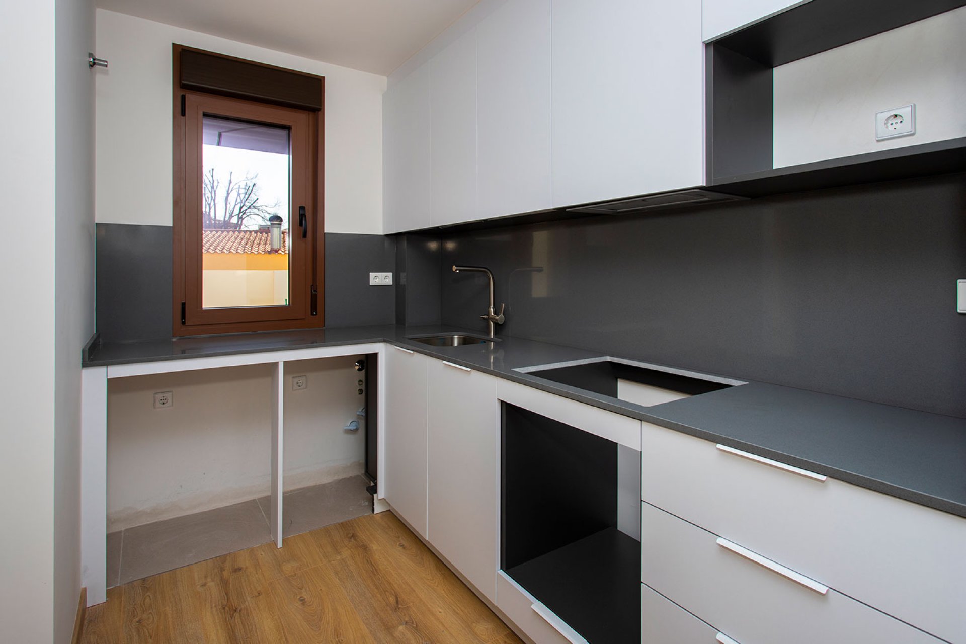 Nybyggeri - low-bungalow -
La Canalosa