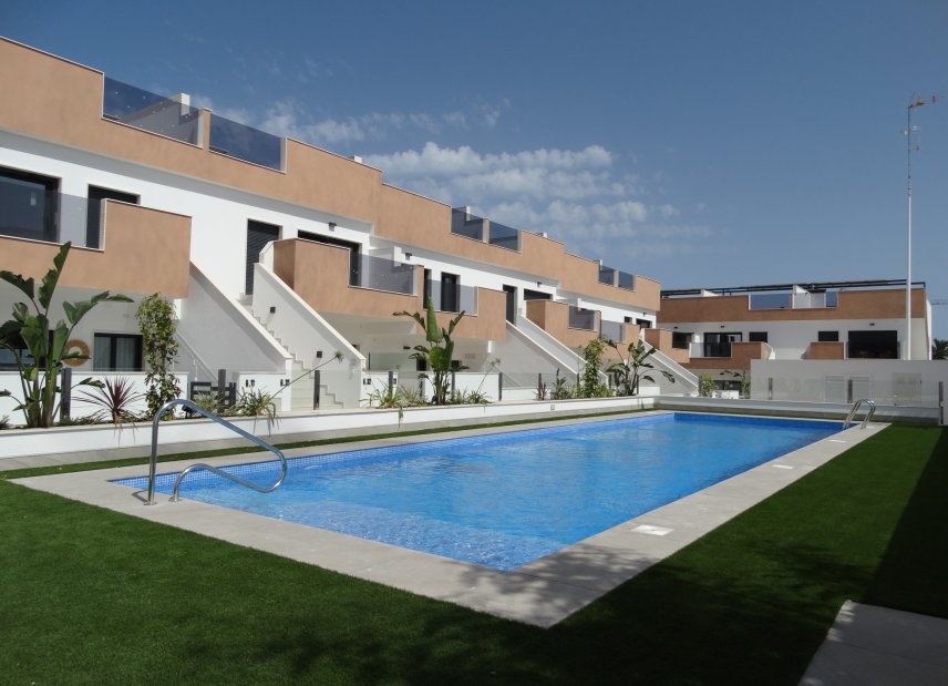 Nybyggeri - low-bungalow -
Pilar de la Horadada