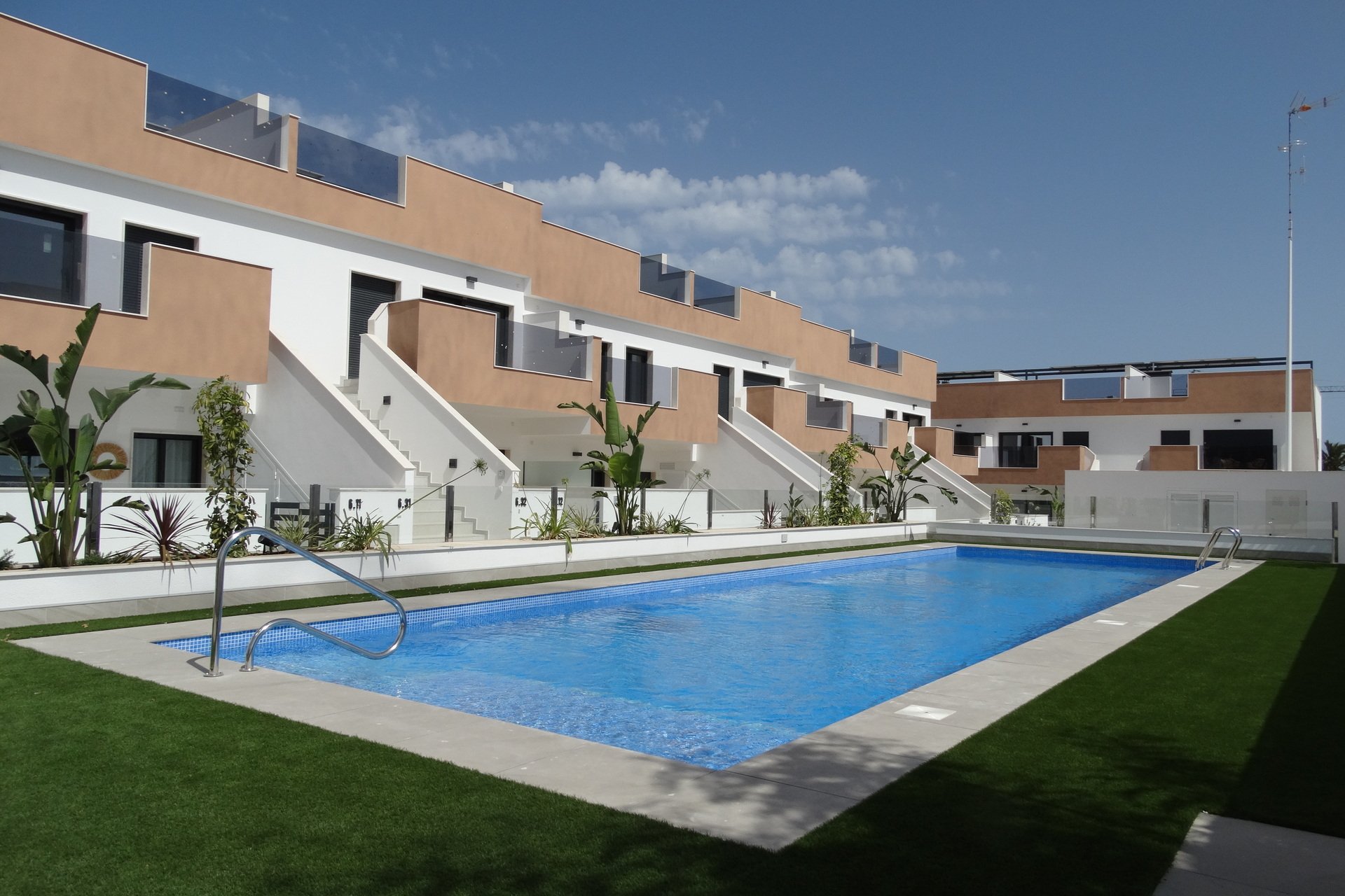 Nybyggeri - low-bungalow -
Pilar de la Horadada