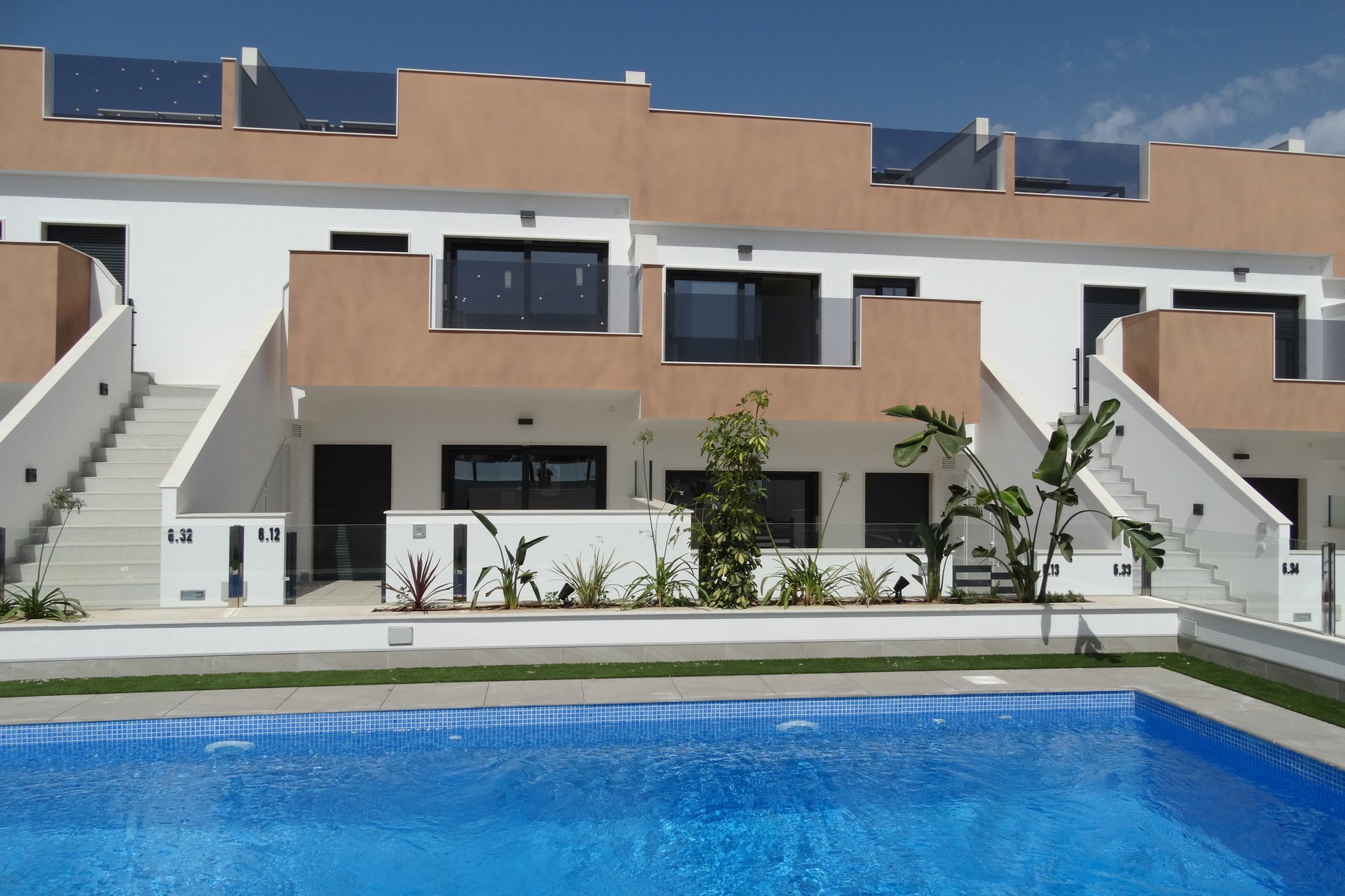 Nybyggeri - low-bungalow -
Pilar de la Horadada