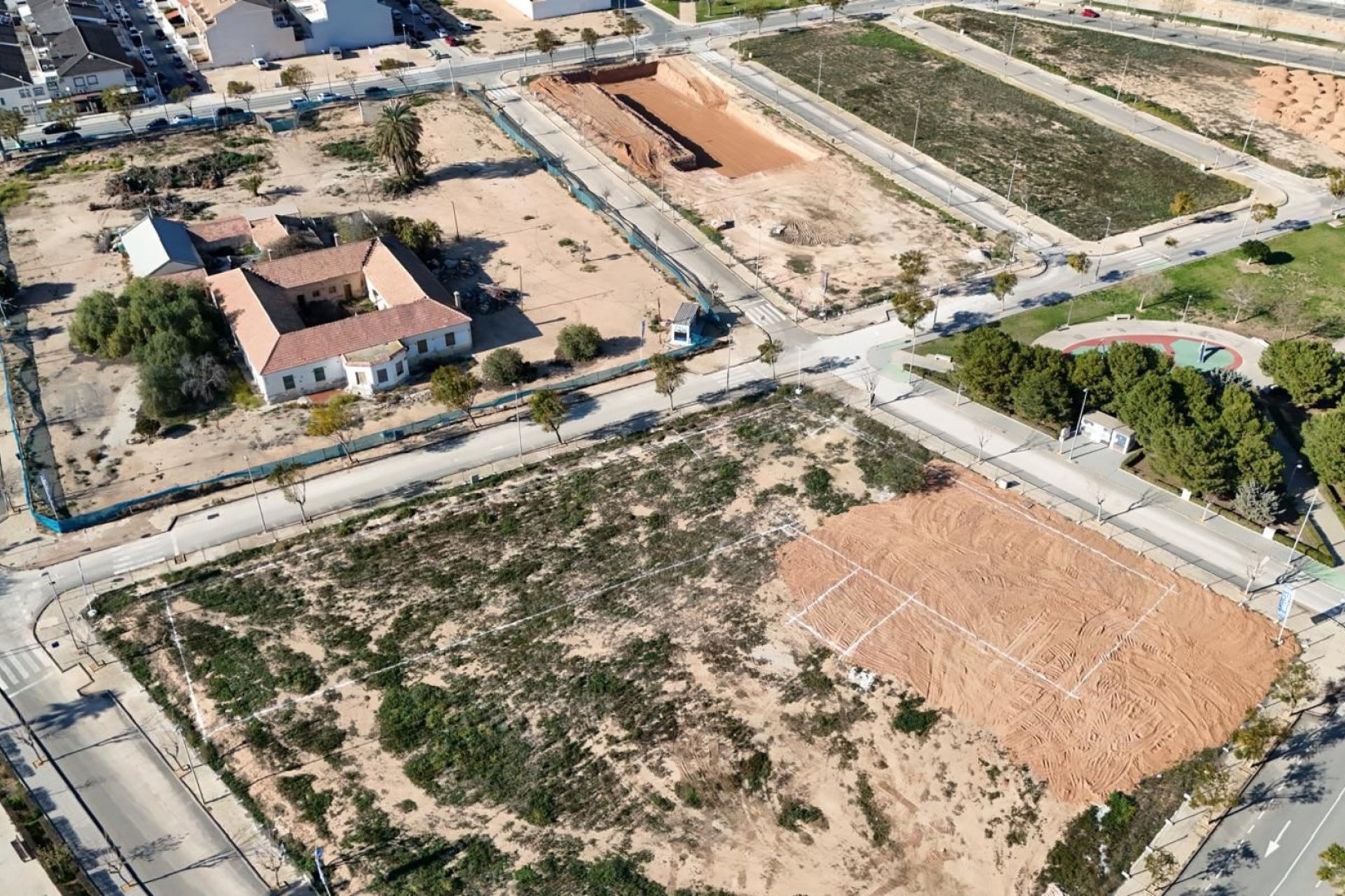 Nybyggeri - low-bungalow -
Pilar de la Horadada