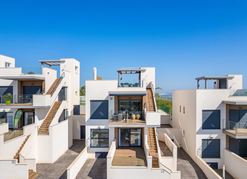 Nybyggeri - low-bungalow -
San Miguel de Salinas