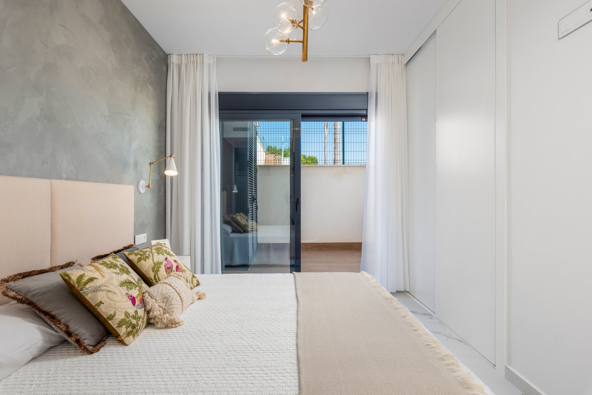 Nybyggeri - low-bungalow -
San Miguel de Salinas