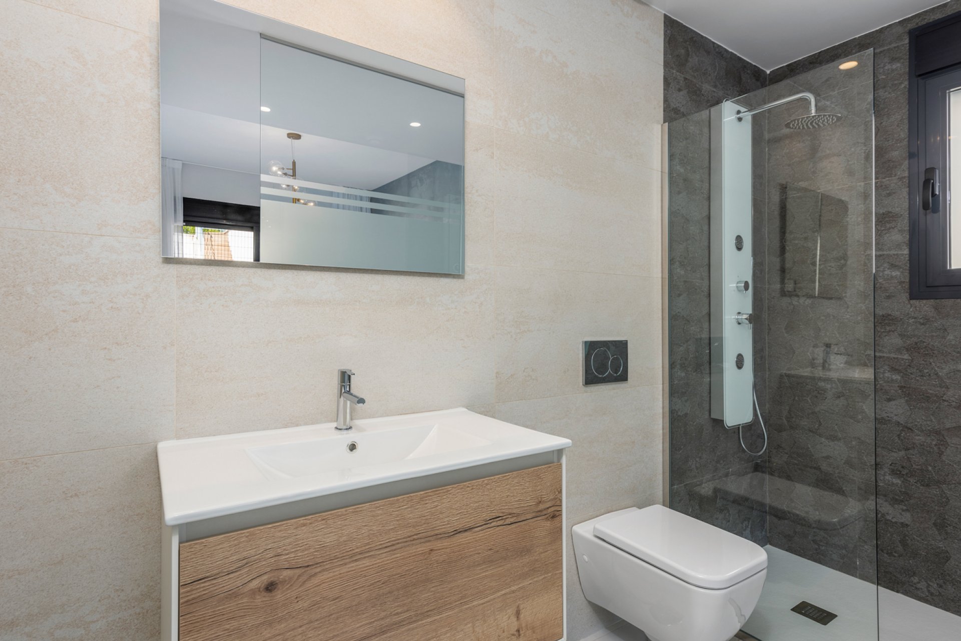 Nybyggeri - low-bungalow -
San Miguel de Salinas