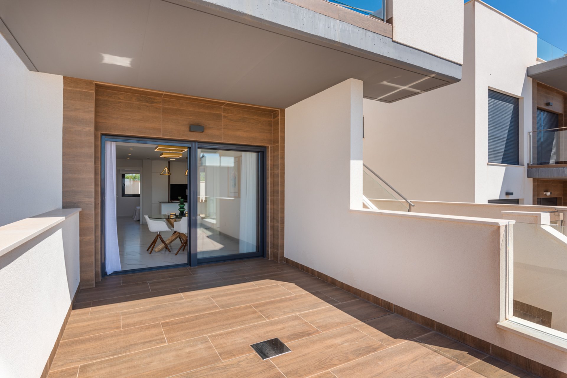 Nybyggeri - low-bungalow -
San Miguel de Salinas