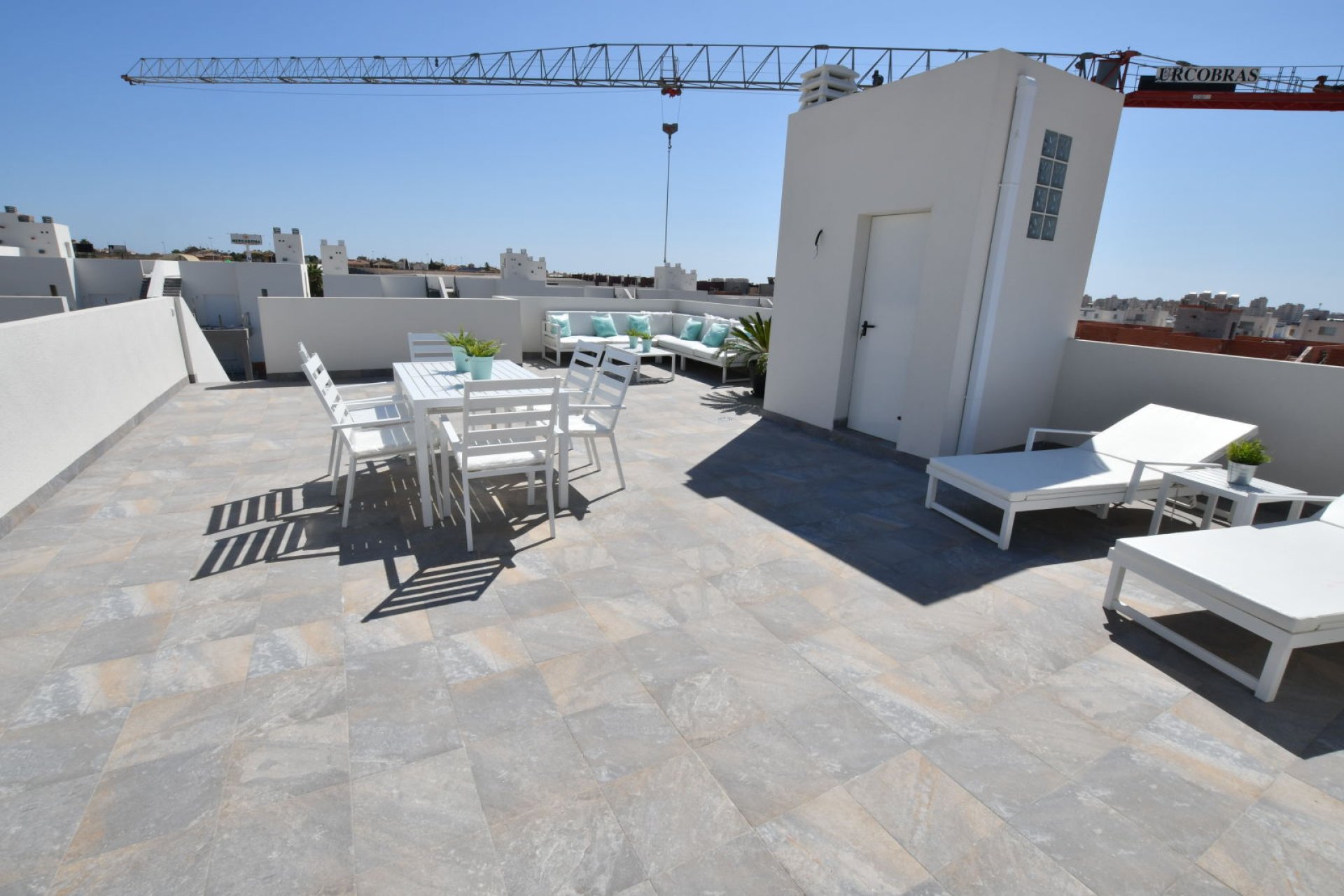 Nybyggeri - low-bungalow -
San Miguel de Salinas