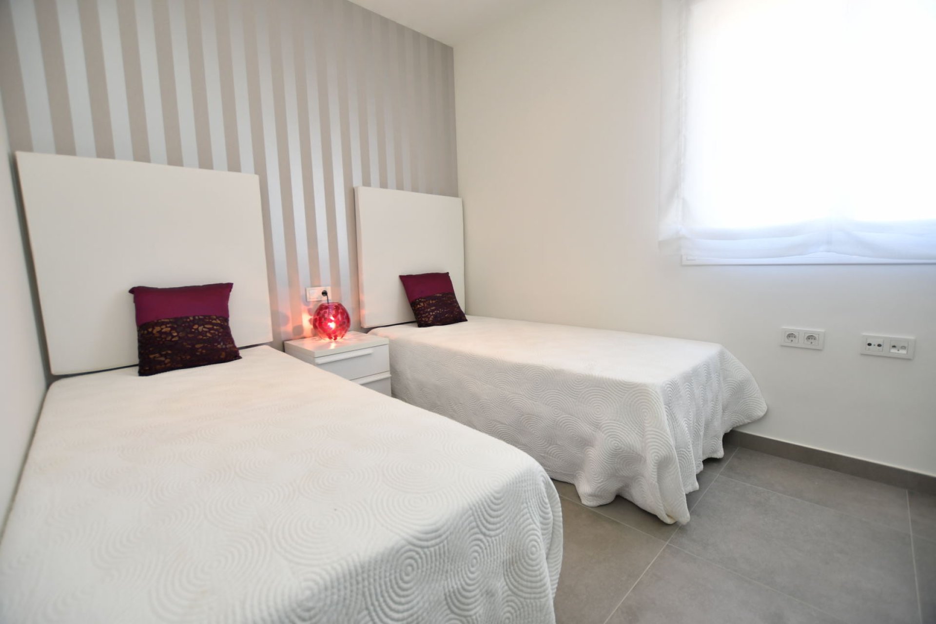 Nybyggeri - low-bungalow -
San Miguel de Salinas