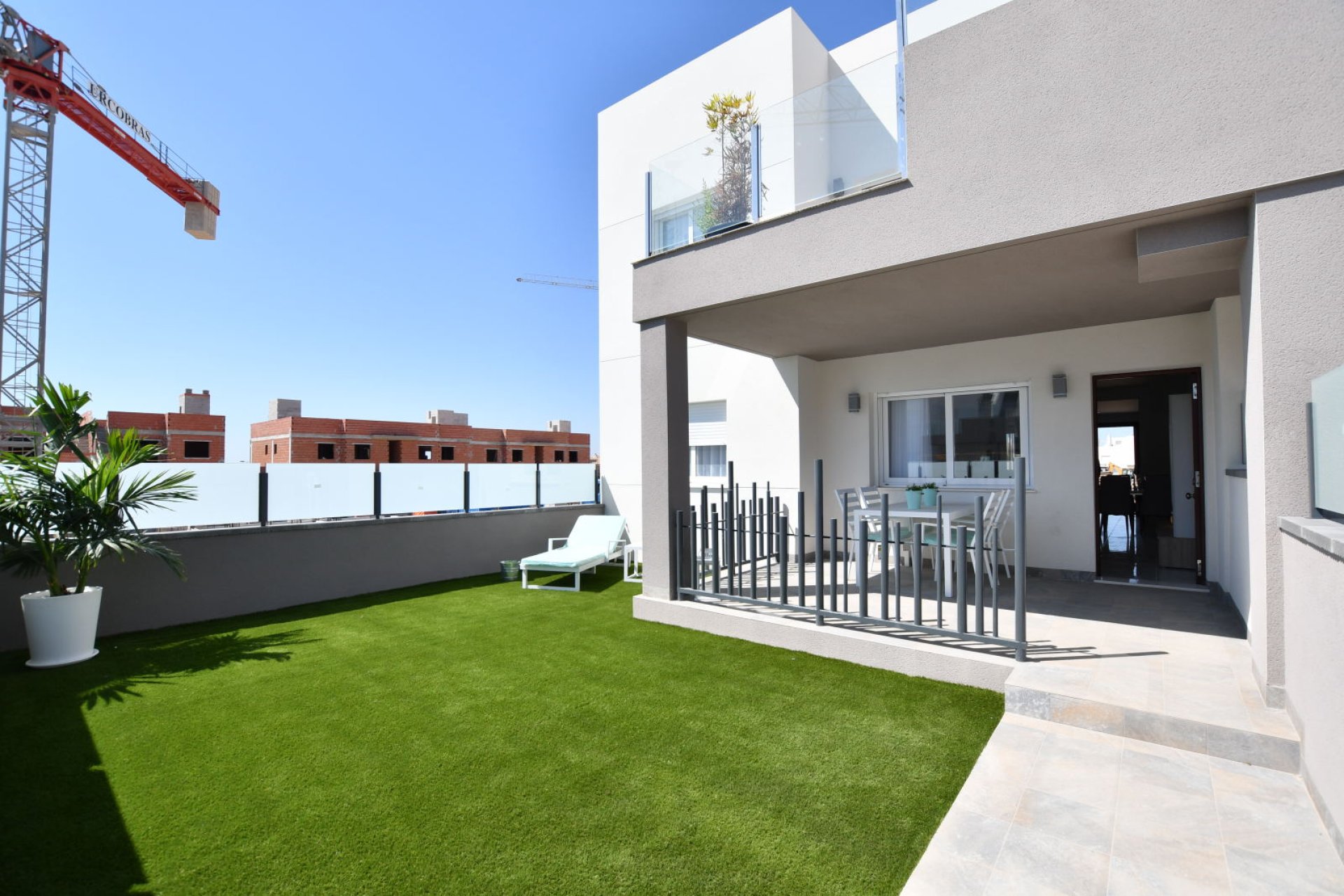 Nybyggeri - low-bungalow -
San Miguel de Salinas