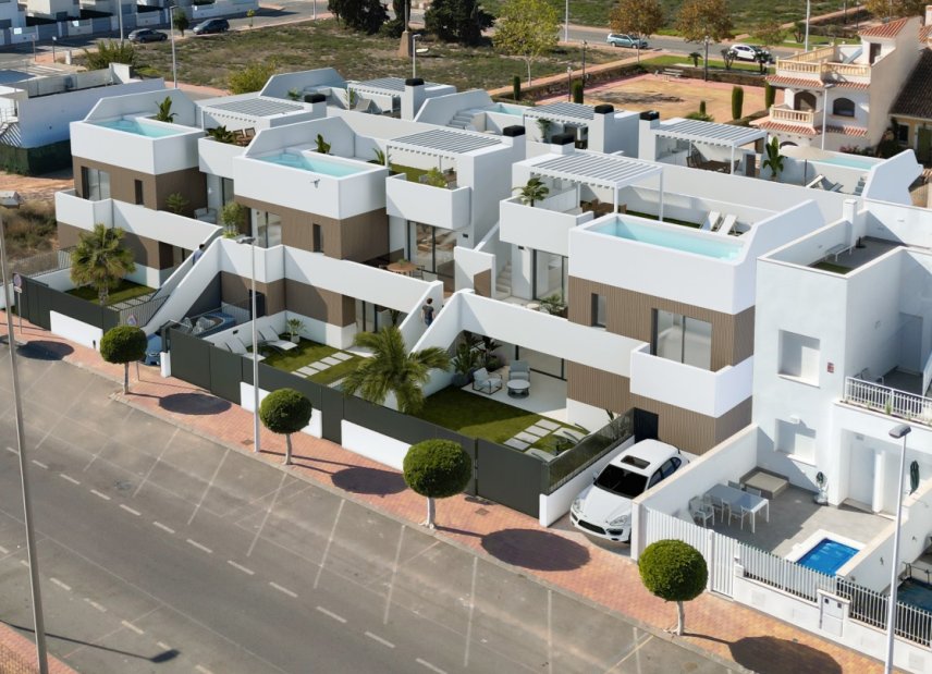 Nybyggeri - low-bungalow -
San Pedro del Pinatar