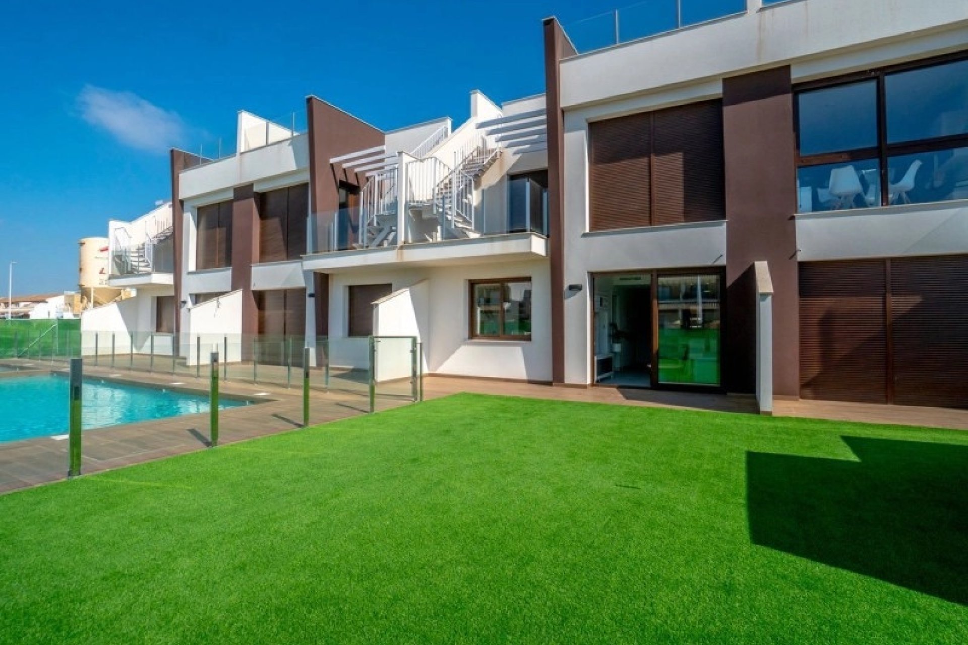 Nybyggeri - low-bungalow -
San Pedro del Pinatar