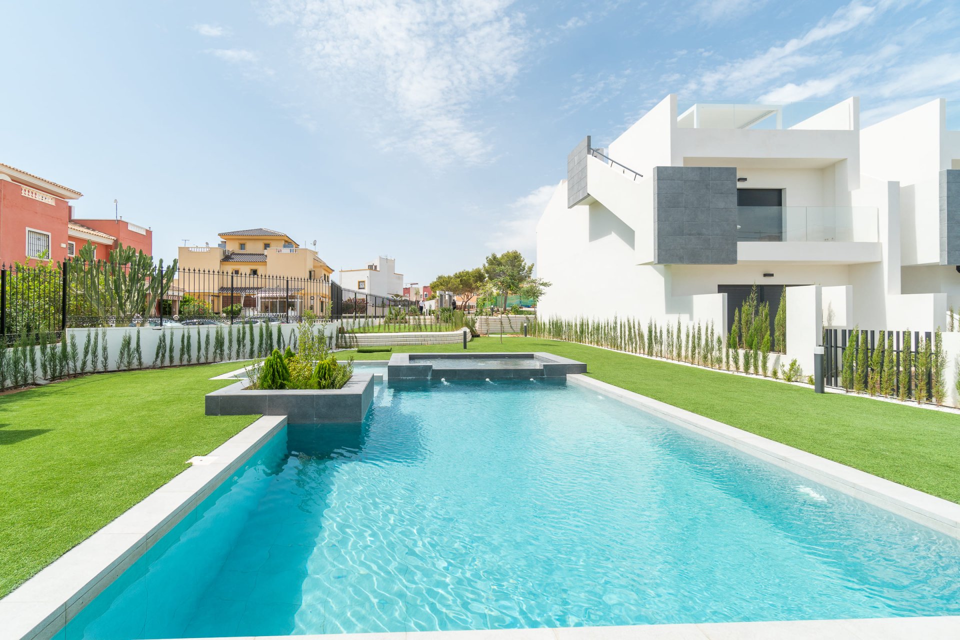 Nybyggeri - low-bungalow -
Torrevieja