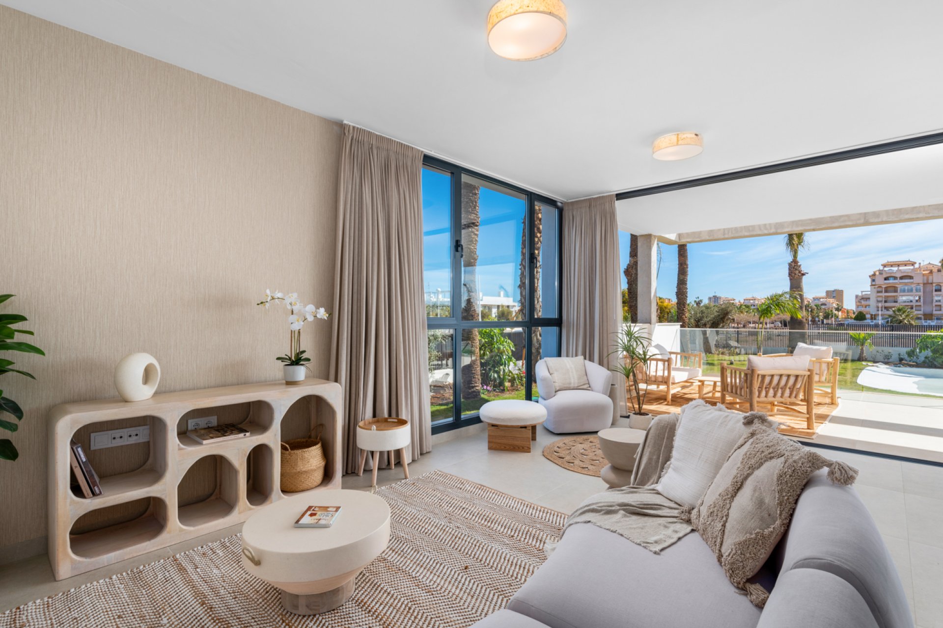 Nybyggeri - Penthouse -
Islas Menores