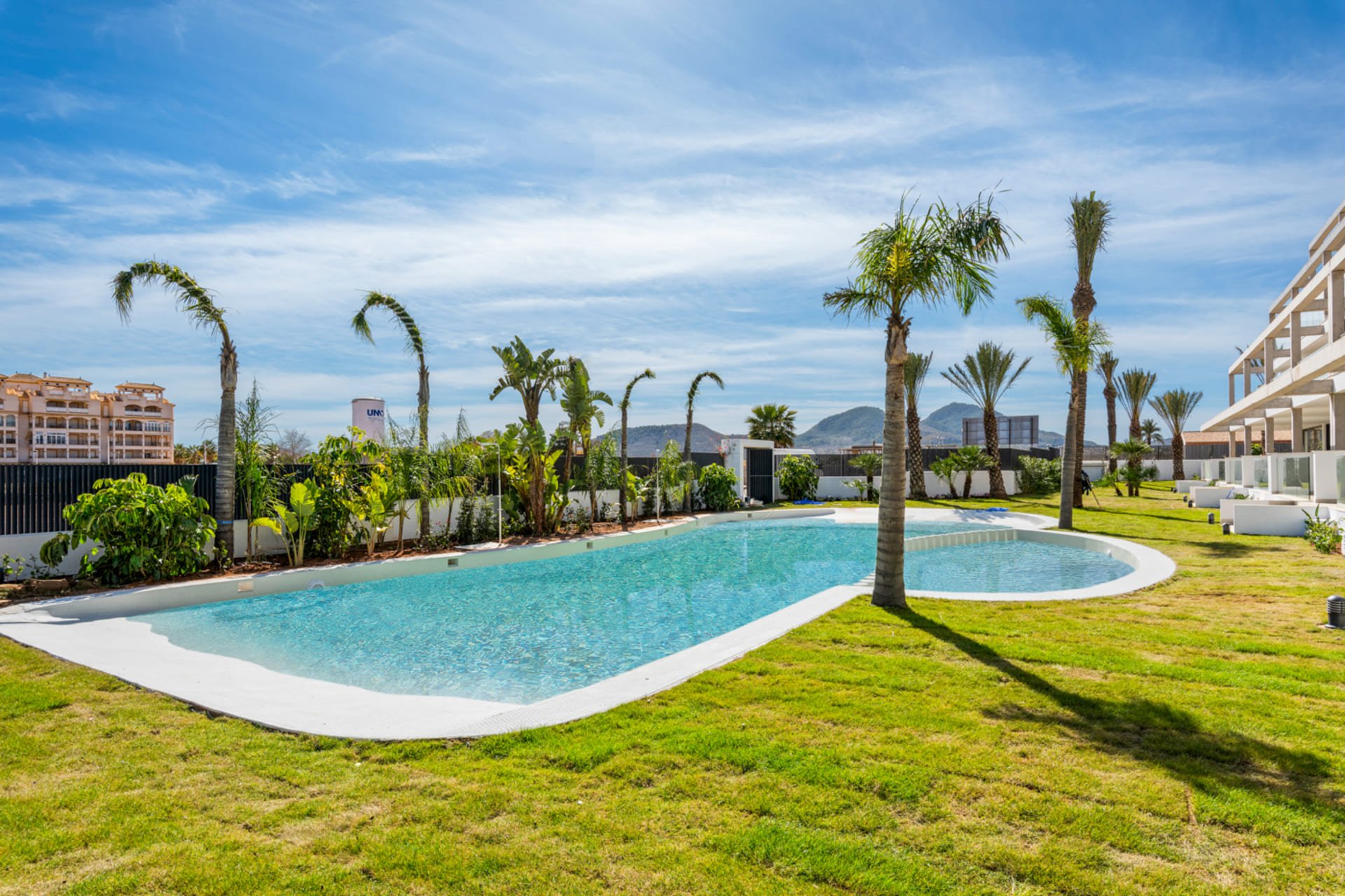 Nybyggeri - Penthouse -
Islas Menores