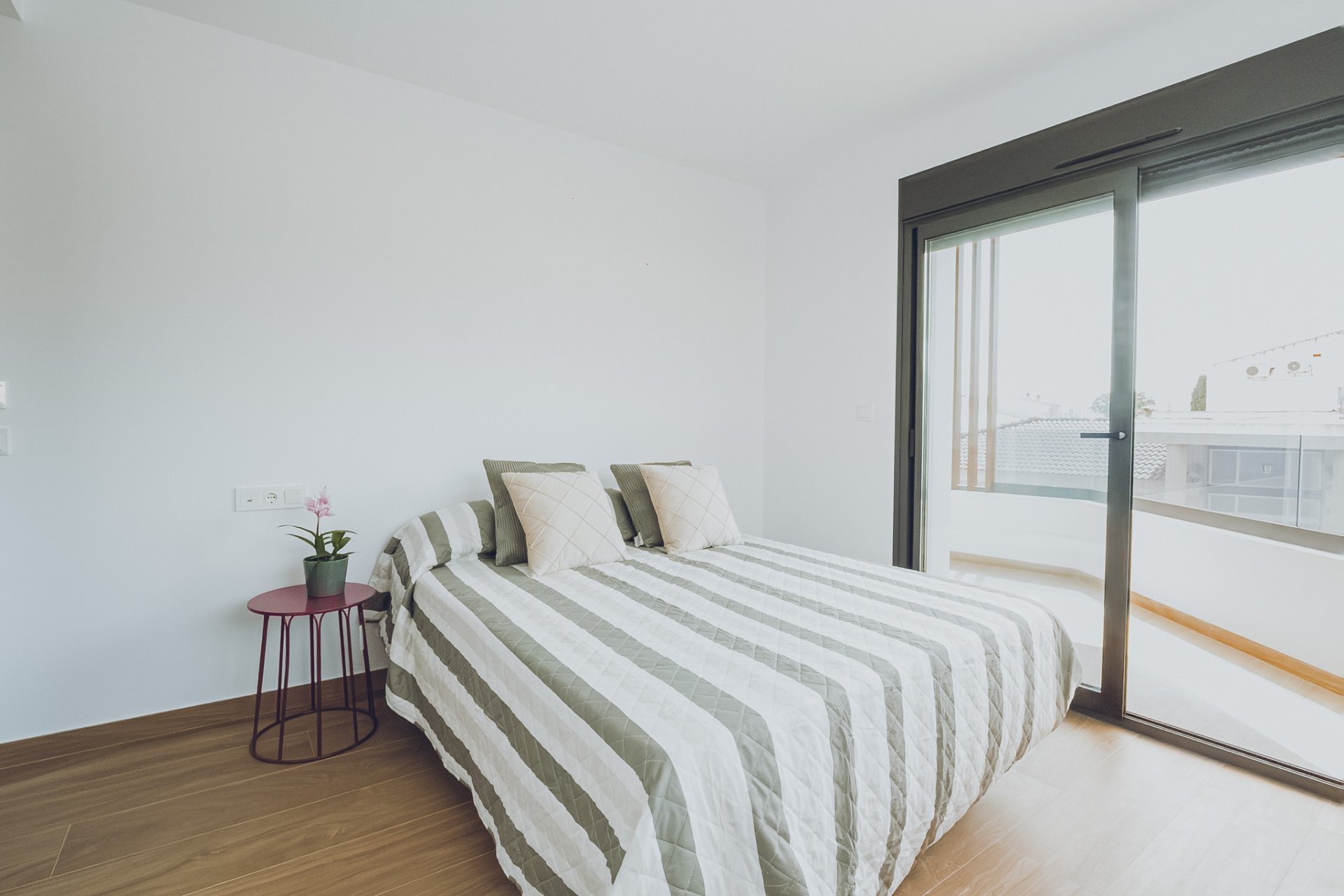 Nybyggeri - Penthouse -
Redován
