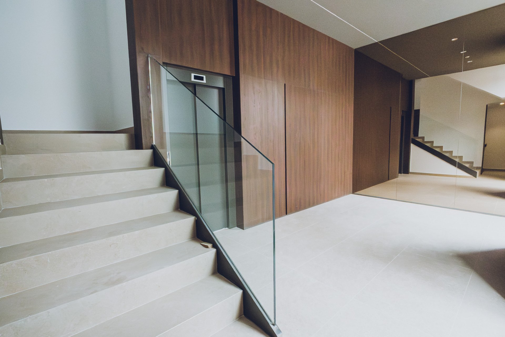 Nybyggeri - Penthouse -
Redován